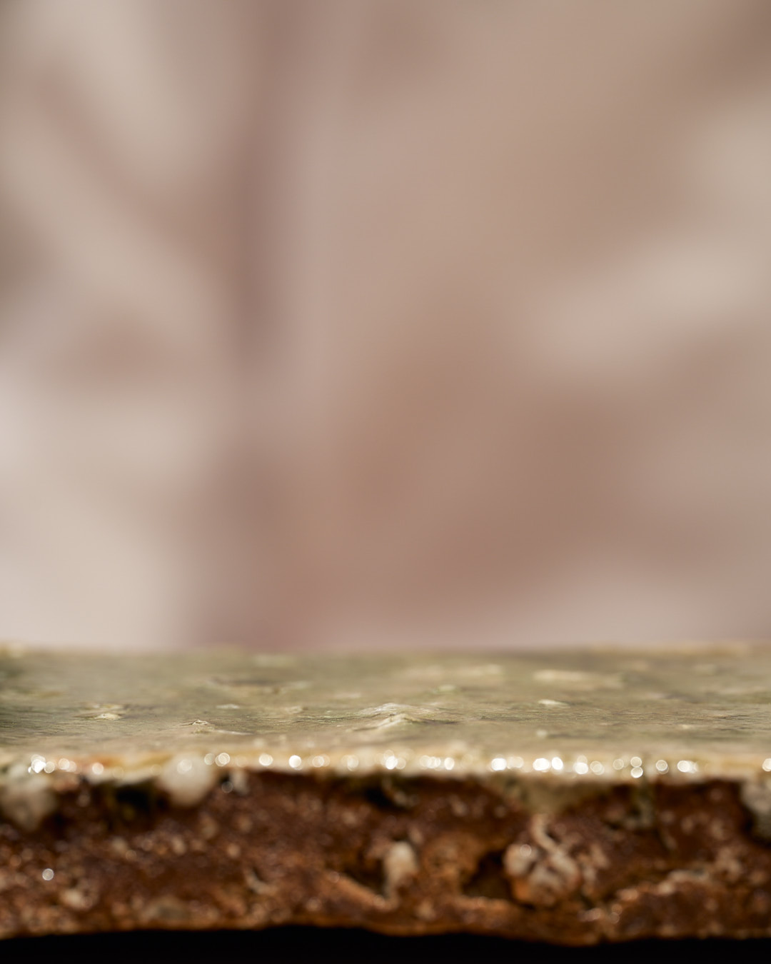 鮨なか尾は、おかげさまで5周年を迎えることができました。
日頃よりご愛顧いただいている皆さまへの感謝の気持ちを込めて、本ご案�内をご覧いただいた方限定で「5周年記念コース」をご用意いたしました。料理二品、握り十五貫と汁椀、さらにサービスドリンク(生ビールまたはソフトドリンク)をお付けして、5周年限定特別価格:20,000円(税込) にてご提供いたします。
この機会にぜひ、鮨なか尾の旬の味わいをご堪能ください。
▼ご予約・詳細はこちら
公式WEBサイト:
https://www.sushinakao.com/
ご予約ページ:
https://www.tablecheck.com/ja/sushinakao/reserve/message