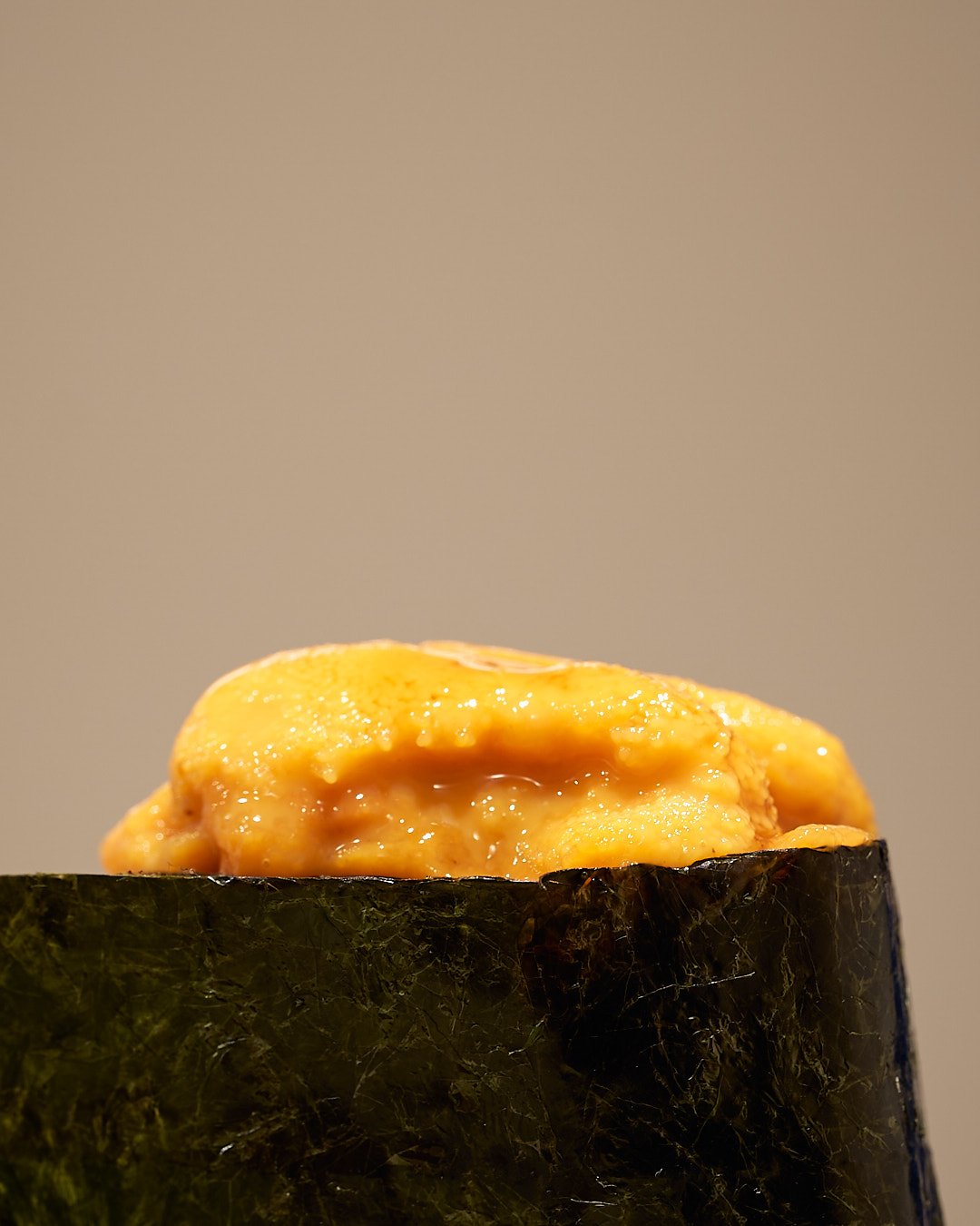 馬糞海胆 ばふんうに|北海道産
鮨なか尾「5周年記念コース」
料理二品・握り十五貫・汁椀・サービスドリンク付き
5周年限定特別価格:20,000円(税込)
※その日の最良の食材を使用するため、内容が一部変更となる場合がございます。
▼ご予約・詳細はこちら
公式WEBサイト:
https://www.sushinakao.com/
ご予約ページ:
https://www.tablecheck.com/ja/sushinakao/reserve/message